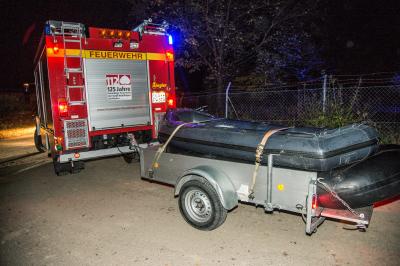 Wendlingen: Herrenloses Boot auf dem Neckar loest grossen Sucheinsatz aus